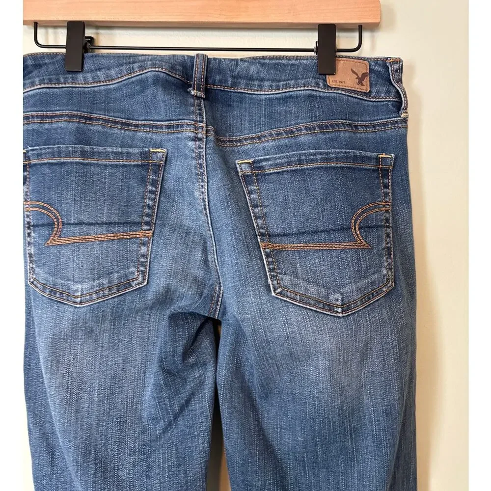 American Eagle Jeans 6 Long Favorite Boyfriend Bootcut Medium Wash - Picture 4 of 10